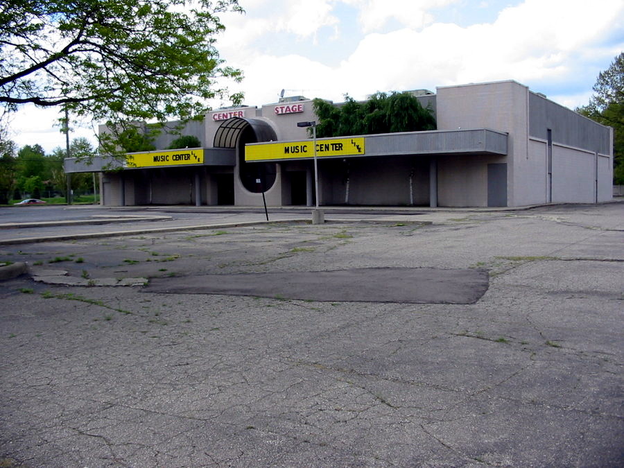 Center Stage - May 2002 Photo From Me (newer photo)